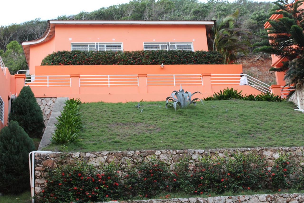 Rival Hotel Cap-Haïtien Εξωτερικό φωτογραφία